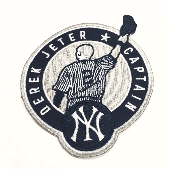 Derek Jeter New York Yankees Jersey with 2020 HOF - Picture 3 of 3